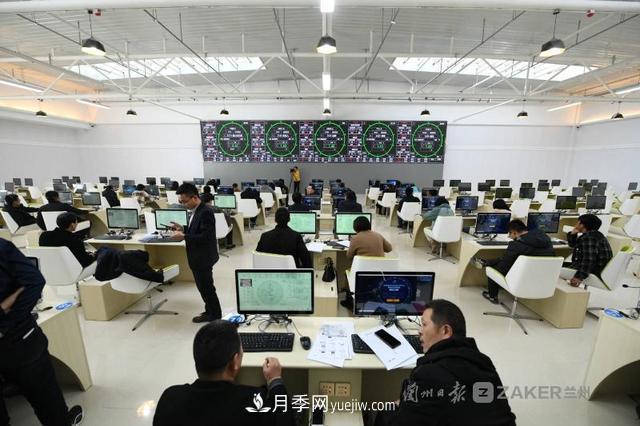 西北地區首個(gè)花卉拍賣(mài)交易中心正式投入運營(yíng)(圖2)
